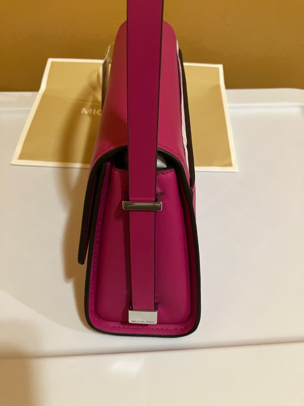 Michael Kors LUDLOW MD Conv Shldr Wild Berry leather bag - Picture 4 of 13